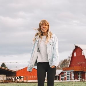 Meet your Posher, Ahnalee